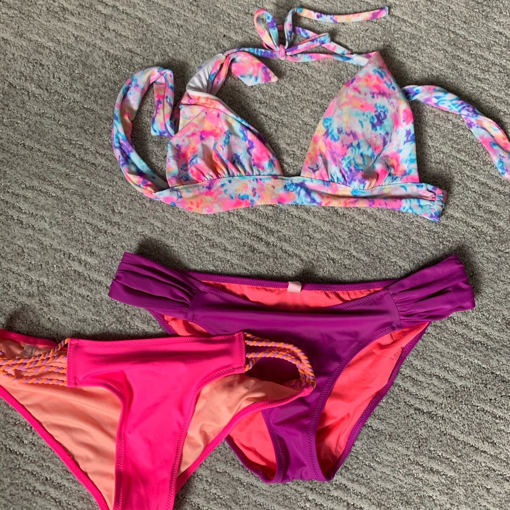 Three piece bikini set